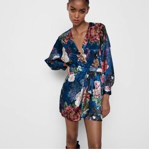 ZARA SHORT PRINTED JUMPSUIT PLAYSUIT BLUE FLORAL TROPICAL RUFFLE Large